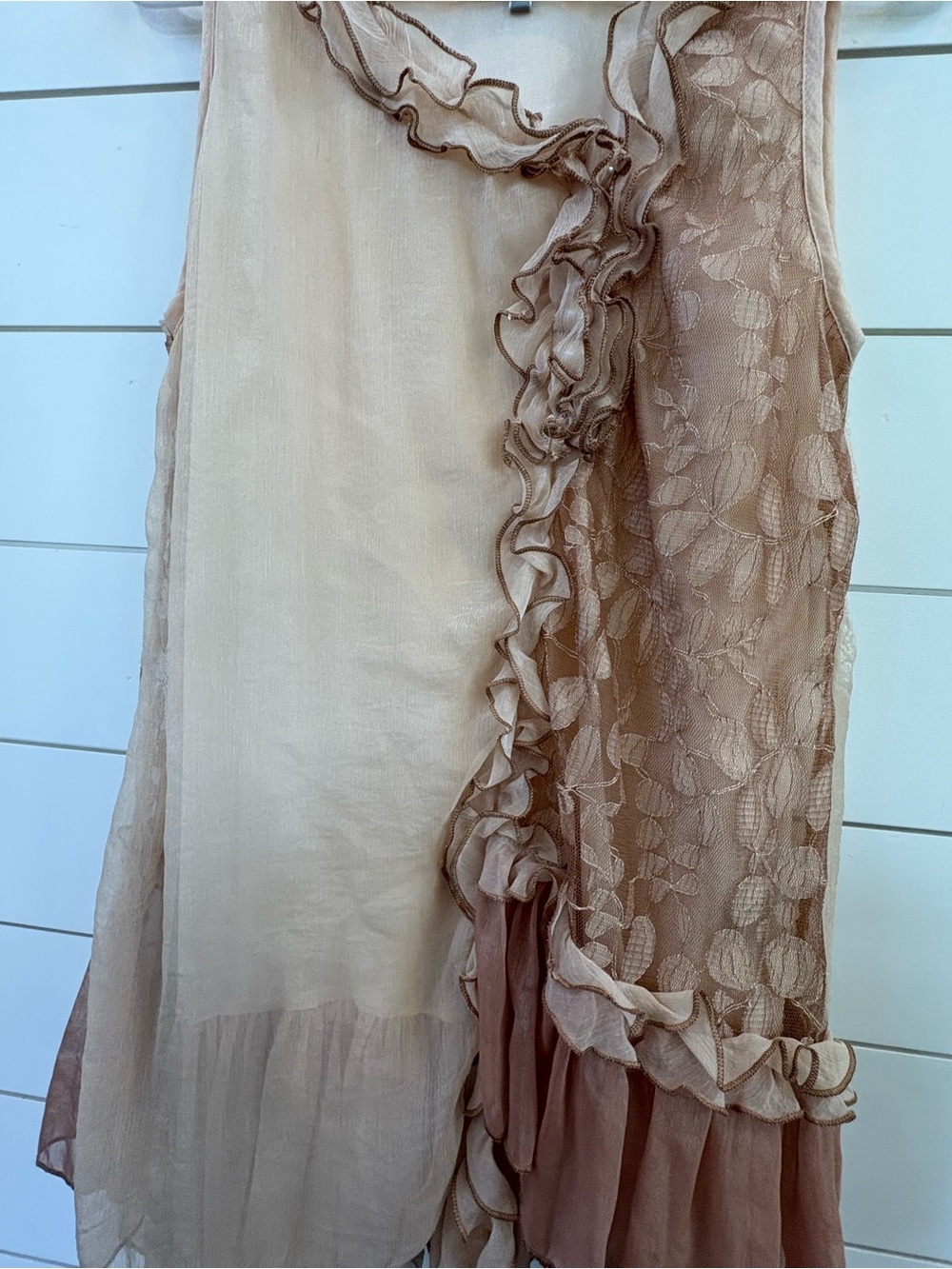 Pretty Angel Sleeveless Layered Ruffle Blouse - Picture 6 of 9